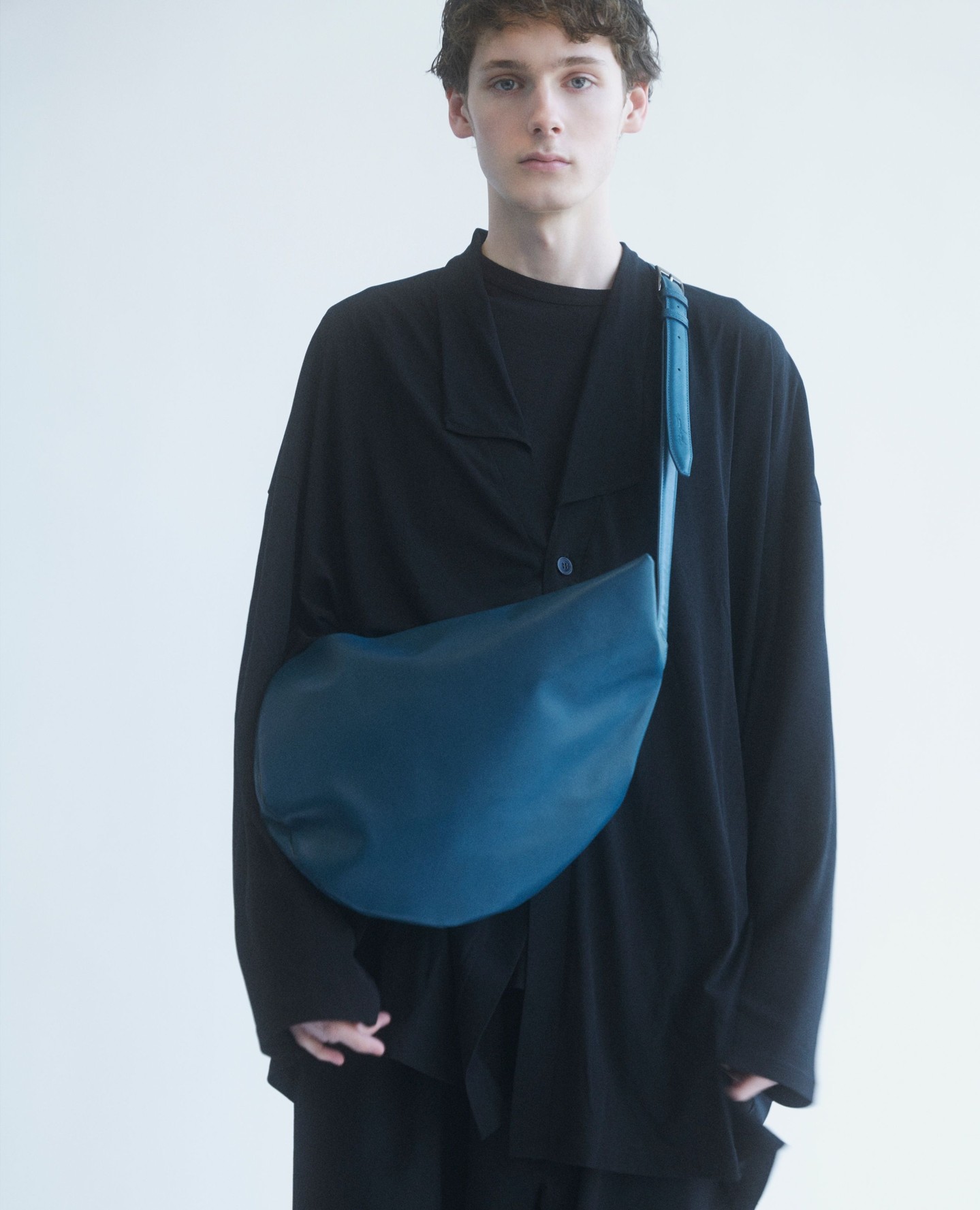 SCARVES(スカーフ)｜スカーフdiscord Yohji Yamamoto（ディスコード